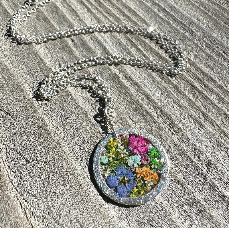 Ladies necklaces gold finishes-Botanical Garden Necklace - BG 170