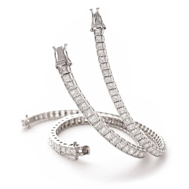 Ladies bracelets high-end labels-Princess Cut Diamond Line Tennis Bracelet in Semi Bezel Setting.