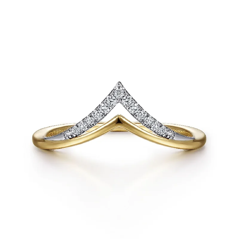 Ladies rings punk flair-Diamond Fashion Ring - Lady'