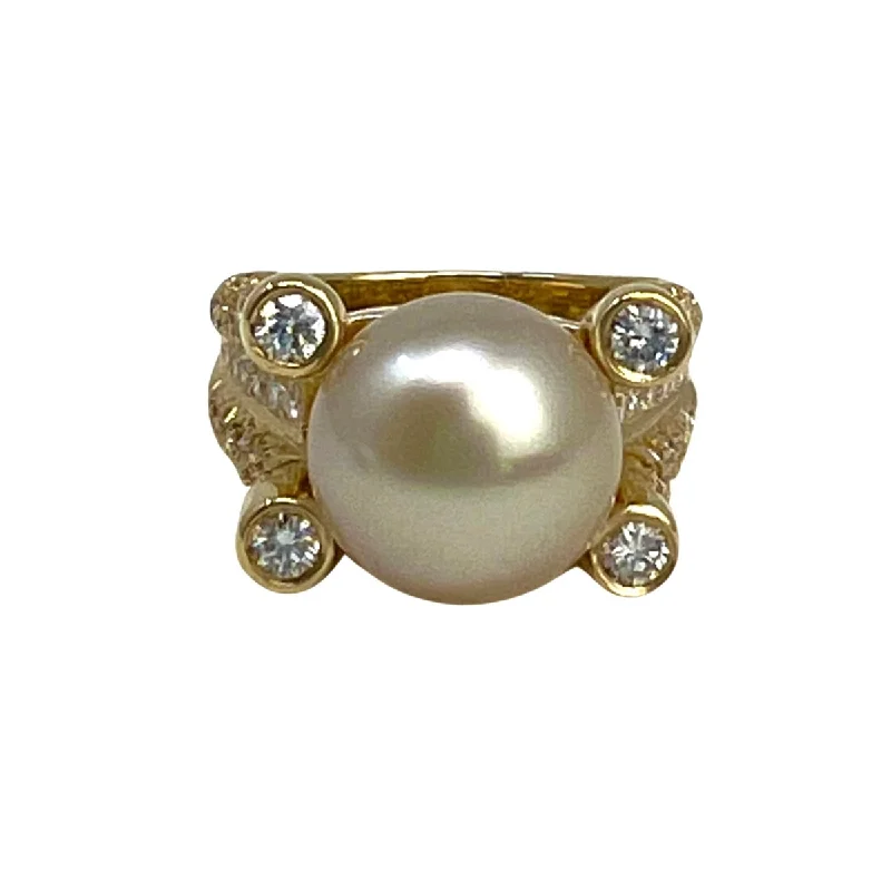 Ladies rings star motifs-Tishman & Lipp 18K Gold Ring with 106 Diamonds and Golden Pearl