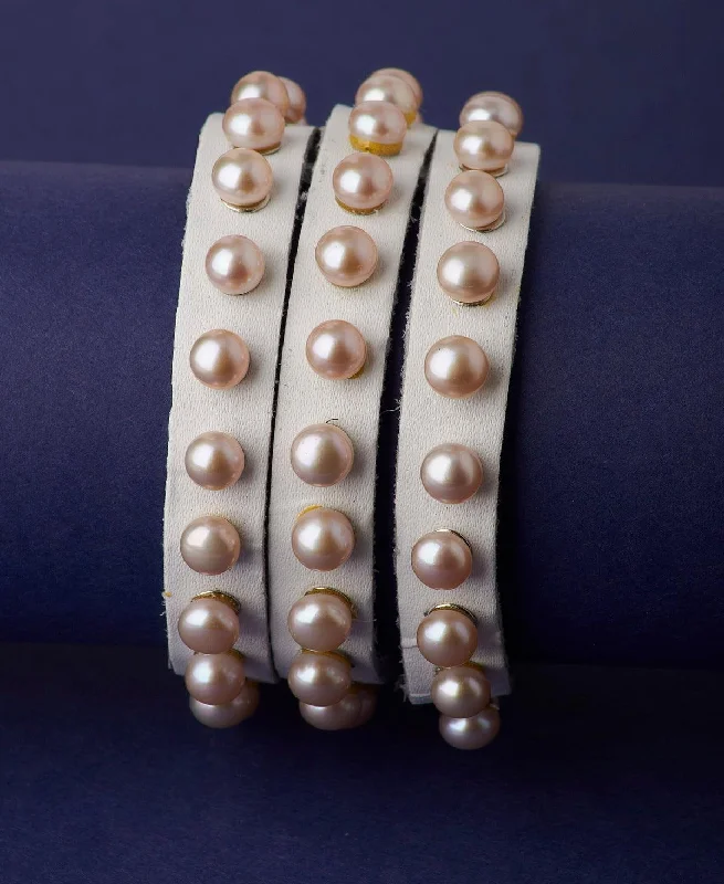 Ladies bracelets faux jewels-Fashionable Real Pearl Band Bracelet