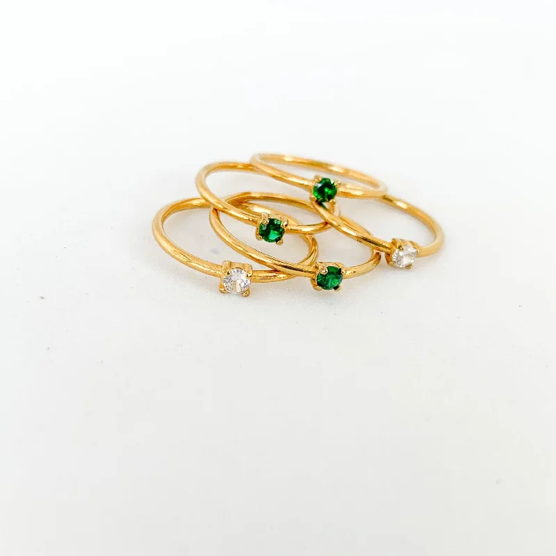 Ladies rings buying tips-Dainty Solitare Ring : 7 colors! (size 5-10)