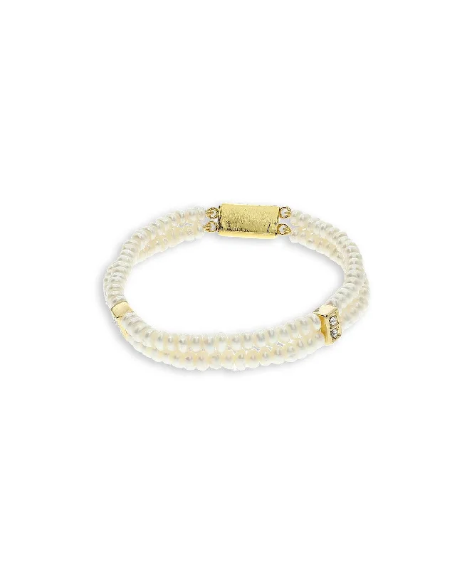 Ladies bracelets artistic designs-Fashionable Pearl Bracelet