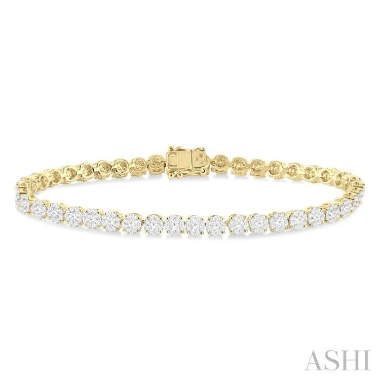 Ladies bracelets graceful appeal-3 Ctw Round Cut Lovebright Diamond Bracelet in 14K Yellow and White Gold