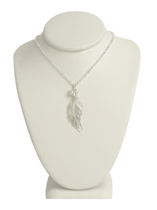 Ladies necklaces pearl elegance-Magnolia Pearl Leaf Pendant Necklace