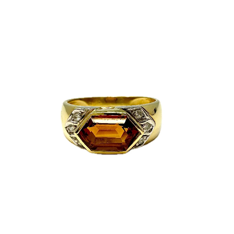 Ladies rings wedding accessories-18K Gold Ring with Citrine and Diamonds