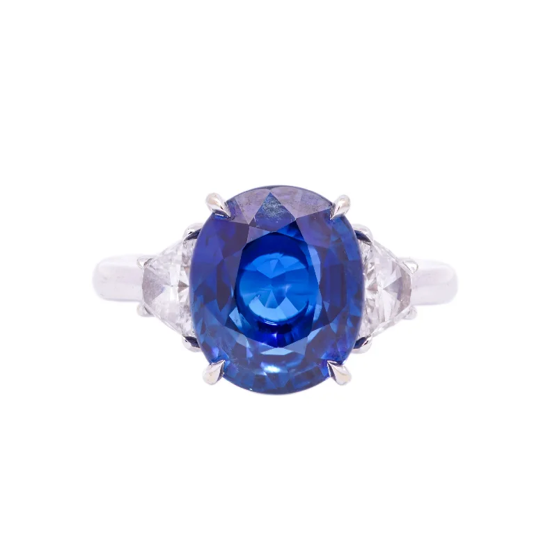 Ladies rings size guide-Contemporary Oval Sapphire & Diamond Ring