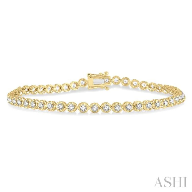 Ladies bracelets global styles-2 Ctw Round Cut Diamond Illusion Bracelet in 10K Yellow Gold