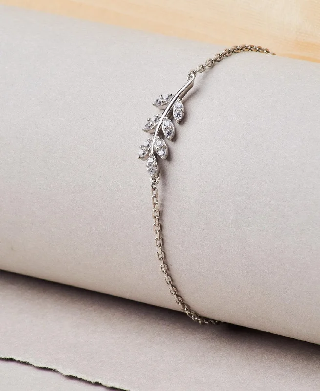 Ladies bracelets budget picks-Fashionable Leaf Stone Studded Silver Bracelet.